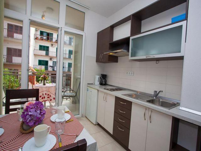 Apartmani Dana Makarská Exteriér fotografie